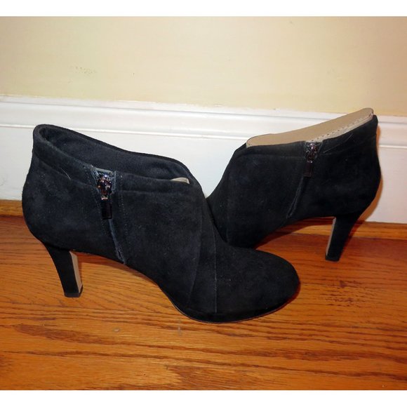 Clarks Kently Laila Black Suede Booties Size 8.5 M - Picture 3 of 6
